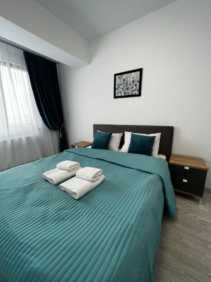Urban - Mall Apartment *