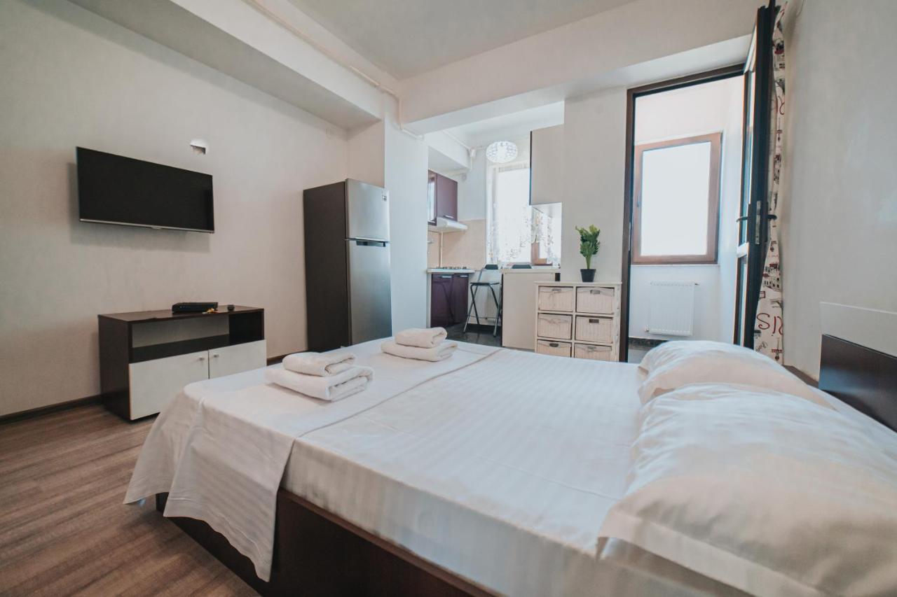 Urban - Mall Apartment *